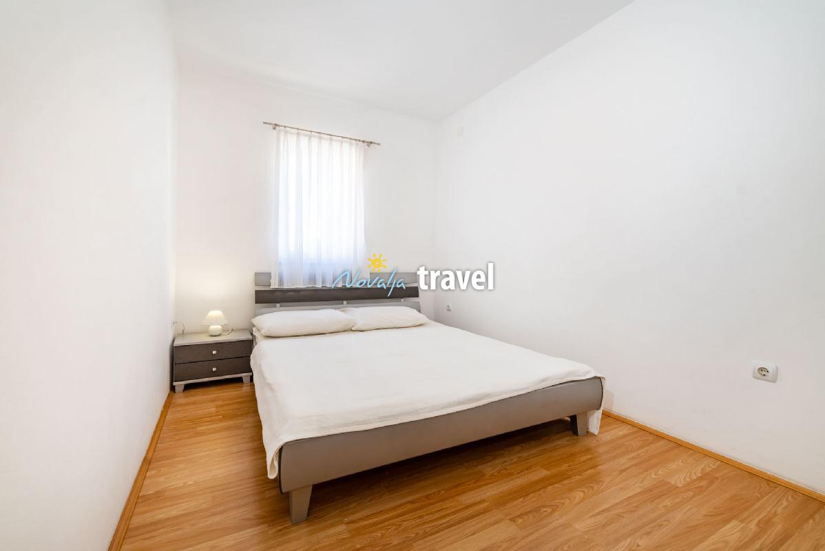 Apartman Crveni